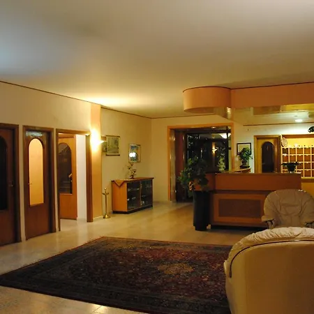 Hotel Ristorante La Siesta 3*