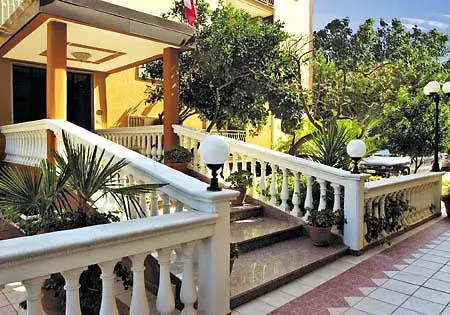 Ristorante La Siesta فندق 3*