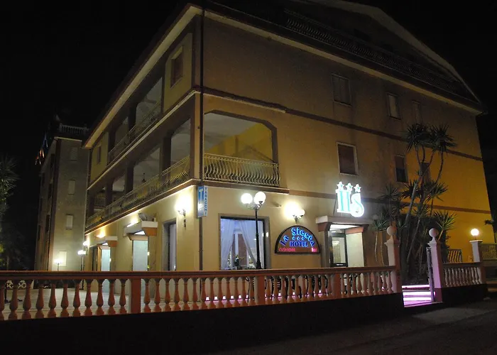 מלון Ristorante La Siesta Pietrapaola